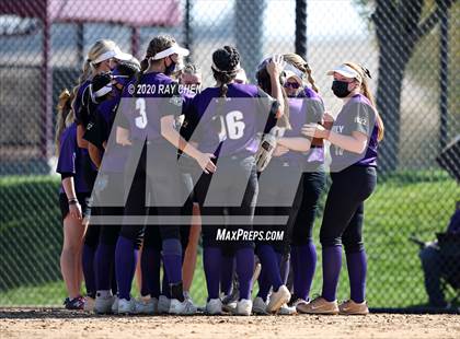 Thumbnail 3 in D'Evelyn vs. Holy Family (CHSAA 4A Semifinal) photogallery.