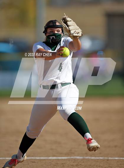 Thumbnail 1 in D'Evelyn vs. Holy Family (CHSAA 4A Semifinal) photogallery.