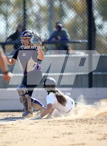 Thumbnail 1 in D'Evelyn vs. Holy Family (CHSAA 4A Semifinal) photogallery.