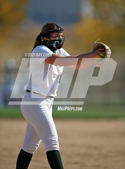 Thumbnail 3 in D'Evelyn vs. Holy Family (CHSAA 4A Semifinal) photogallery.
