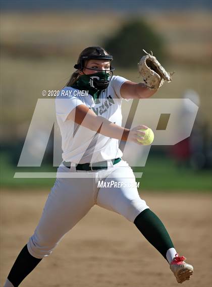Thumbnail 2 in D'Evelyn vs. Holy Family (CHSAA 4A Semifinal) photogallery.