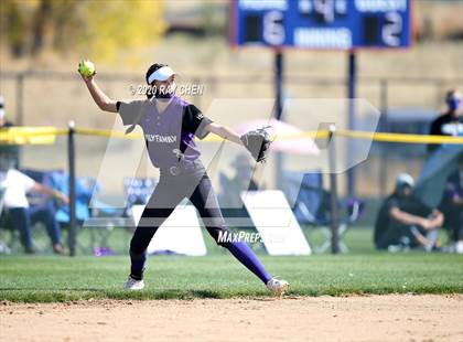 Thumbnail 2 in D'Evelyn vs. Holy Family (CHSAA 4A Semifinal) photogallery.