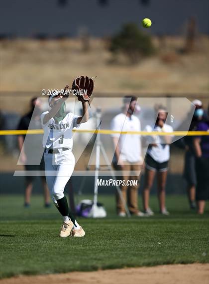 Thumbnail 3 in D'Evelyn vs. Holy Family (CHSAA 4A Semifinal) photogallery.