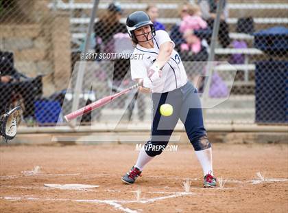 Thumbnail 3 in El Camino vs. San Dieguito Academy photogallery.