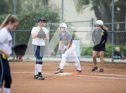 Thumbnail 1 in El Camino vs. San Dieguito Academy photogallery.