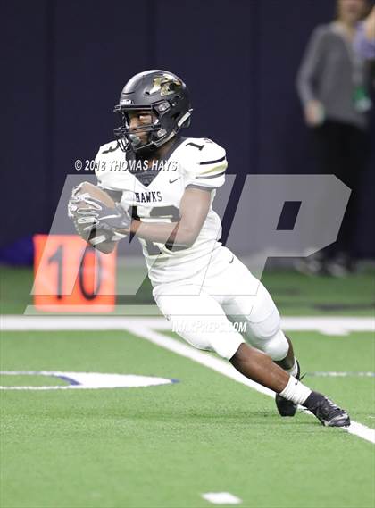 Thumbnail 1 in Iowa Park vs. Pleasant Grove (UIL 4A Division 2 Semifinal) photogallery.