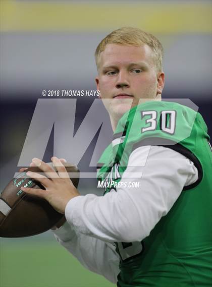 Thumbnail 1 in Iowa Park vs. Pleasant Grove (UIL 4A Division 2 Semifinal) photogallery.