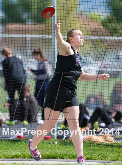 Thumbnail 3 in UHSAA Region 4 Championships photogallery.