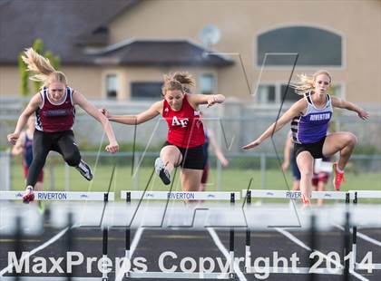 Thumbnail 3 in UHSAA Region 4 Championships photogallery.