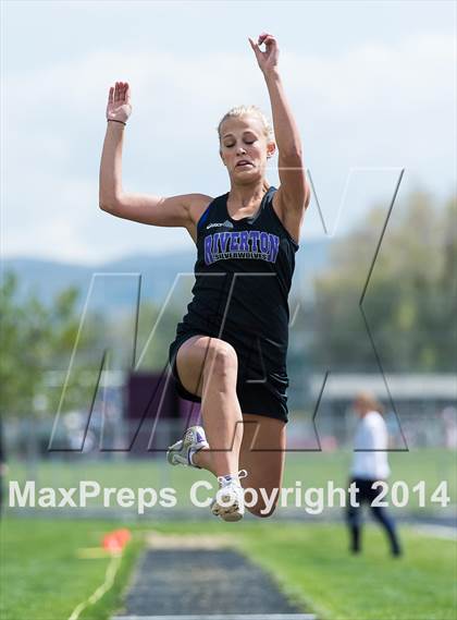 Thumbnail 2 in UHSAA Region 4 Championships photogallery.