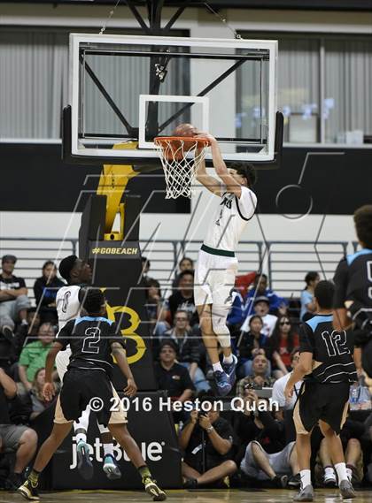 Thumbnail 2 in Chino Hills vs. Bishop Montgomery (CIF SoCal Regional Open Division Final) photogallery.