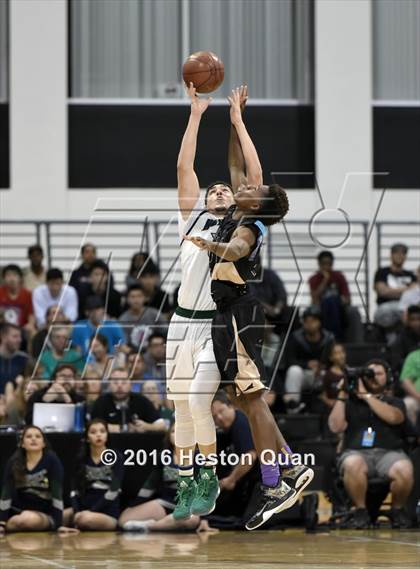 Thumbnail 1 in Chino Hills vs. Bishop Montgomery (CIF SoCal Regional Open Division Final) photogallery.