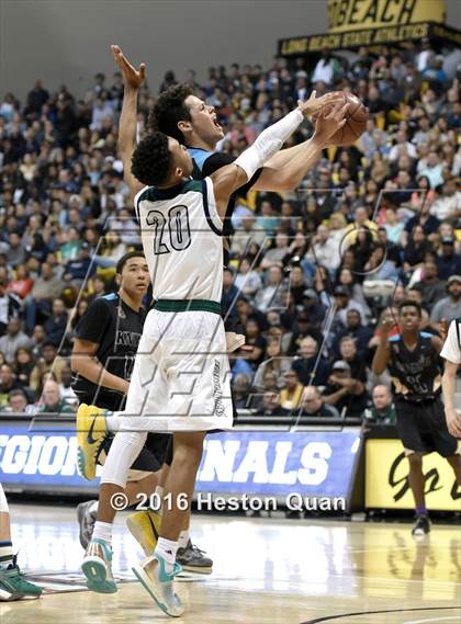 Thumbnail 3 in Chino Hills vs. Bishop Montgomery (CIF SoCal Regional Open Division Final) photogallery.