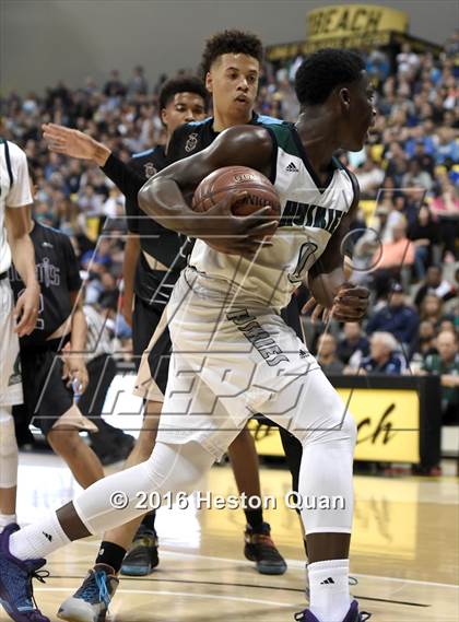 Thumbnail 3 in Chino Hills vs. Bishop Montgomery (CIF SoCal Regional Open Division Final) photogallery.