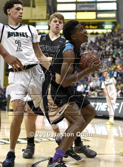 Thumbnail 2 in Chino Hills vs. Bishop Montgomery (CIF SoCal Regional Open Division Final) photogallery.
