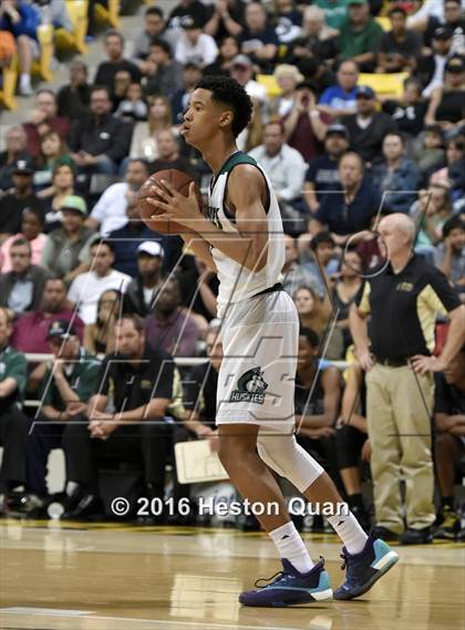Thumbnail 3 in Chino Hills vs. Bishop Montgomery (CIF SoCal Regional Open Division Final) photogallery.