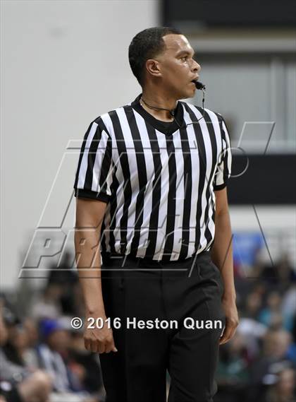 Thumbnail 1 in Chino Hills vs. Bishop Montgomery (CIF SoCal Regional Open Division Final) photogallery.