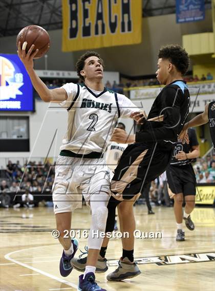 Thumbnail 2 in Chino Hills vs. Bishop Montgomery (CIF SoCal Regional Open Division Final) photogallery.