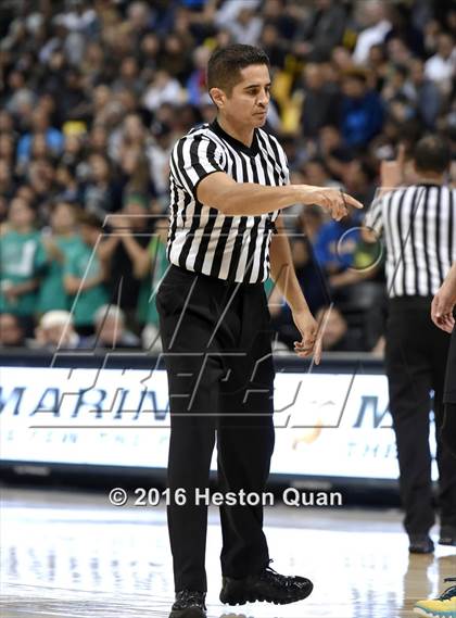 Thumbnail 2 in Chino Hills vs. Bishop Montgomery (CIF SoCal Regional Open Division Final) photogallery.