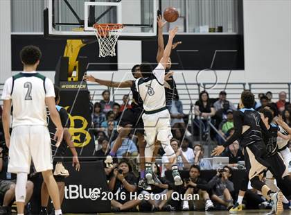 Thumbnail 3 in Chino Hills vs. Bishop Montgomery (CIF SoCal Regional Open Division Final) photogallery.