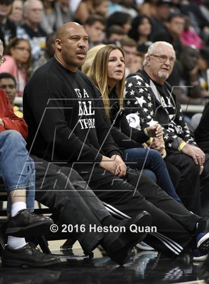 Thumbnail 1 in Chino Hills vs. Bishop Montgomery (CIF SoCal Regional Open Division Final) photogallery.