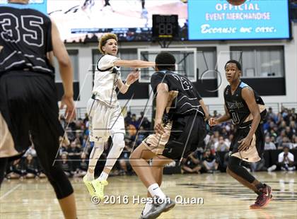 Thumbnail 2 in Chino Hills vs. Bishop Montgomery (CIF SoCal Regional Open Division Final) photogallery.