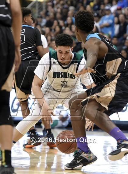 Thumbnail 2 in Chino Hills vs. Bishop Montgomery (CIF SoCal Regional Open Division Final) photogallery.