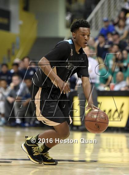 Thumbnail 3 in Chino Hills vs. Bishop Montgomery (CIF SoCal Regional Open Division Final) photogallery.
