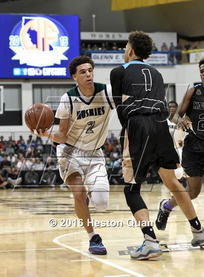 Thumbnail 3 in Chino Hills vs. Bishop Montgomery (CIF SoCal Regional Open Division Final) photogallery.