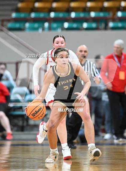 Thumbnail 1 in Canon City vs. Durango (CHSAA 5A Great 8) photogallery.
