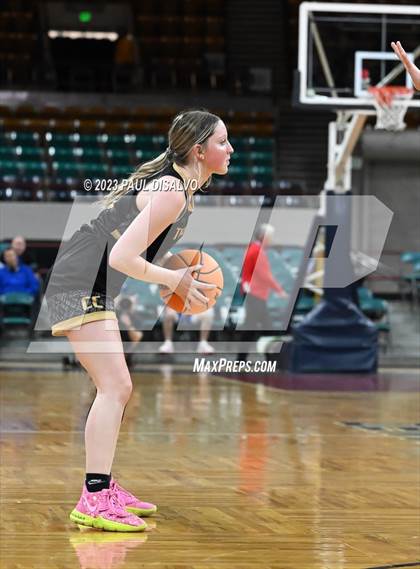 Thumbnail 2 in Canon City vs. Durango (CHSAA 5A Great 8) photogallery.