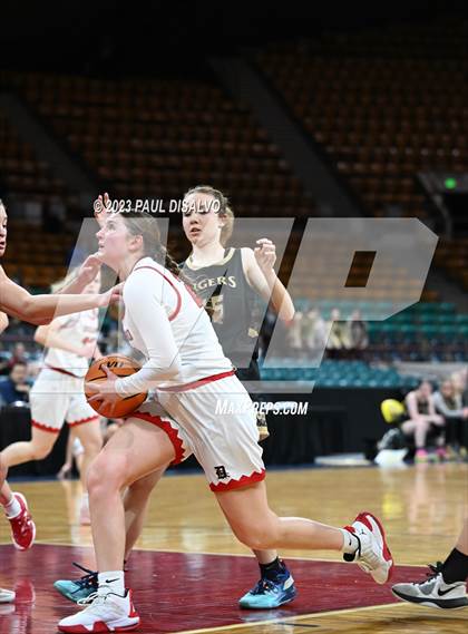 Thumbnail 1 in Canon City vs. Durango (CHSAA 5A Great 8) photogallery.
