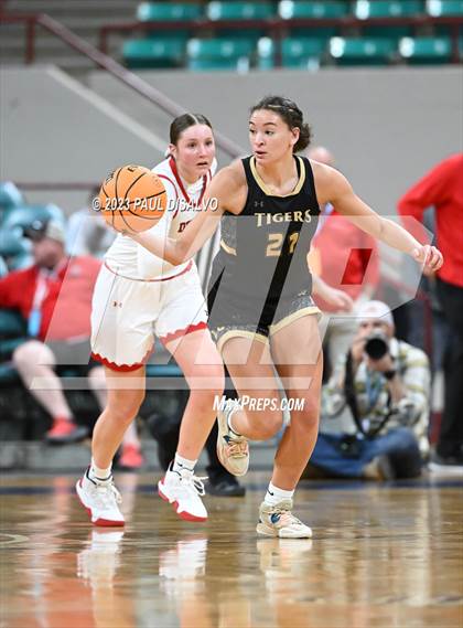 Thumbnail 1 in Canon City vs. Durango (CHSAA 5A Great 8) photogallery.