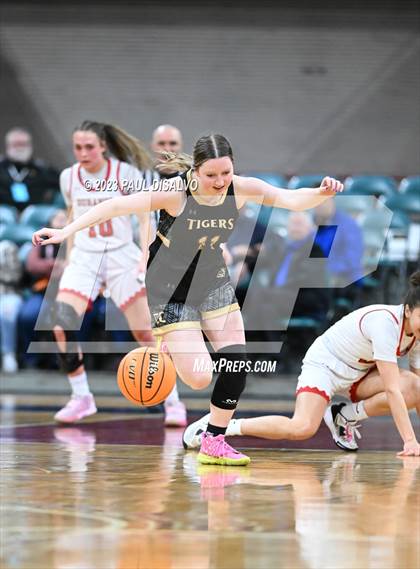 Thumbnail 1 in Canon City vs. Durango (CHSAA 5A Great 8) photogallery.