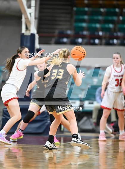 Thumbnail 3 in Canon City vs. Durango (CHSAA 5A Great 8) photogallery.