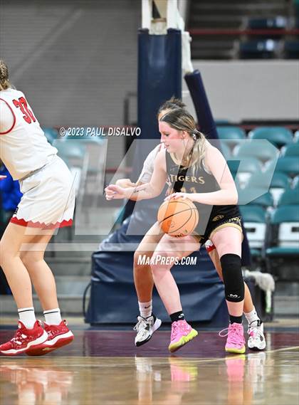 Thumbnail 3 in Canon City vs. Durango (CHSAA 5A Great 8) photogallery.