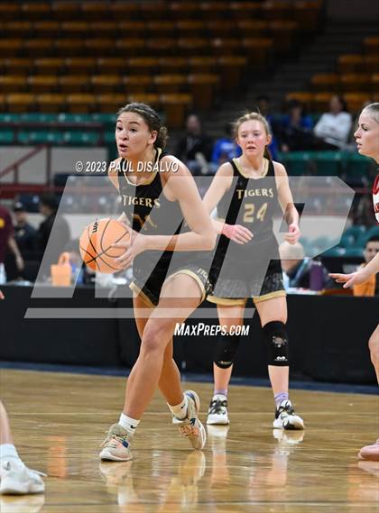 Thumbnail 2 in Canon City vs. Durango (CHSAA 5A Great 8) photogallery.