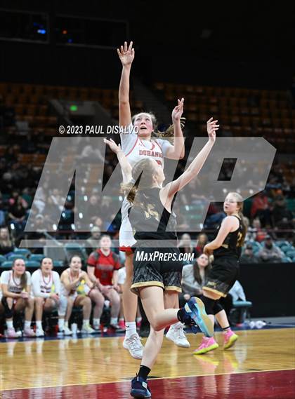 Thumbnail 1 in Canon City vs. Durango (CHSAA 5A Great 8) photogallery.