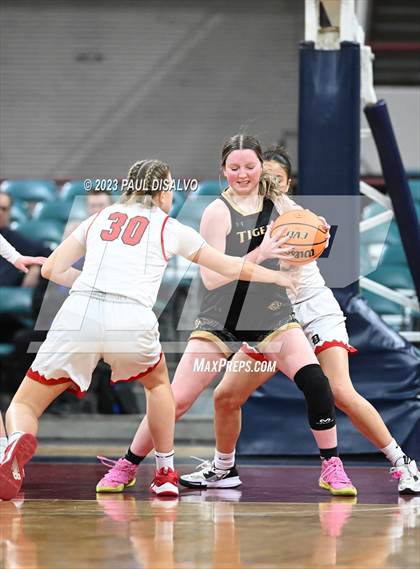 Thumbnail 2 in Canon City vs. Durango (CHSAA 5A Great 8) photogallery.