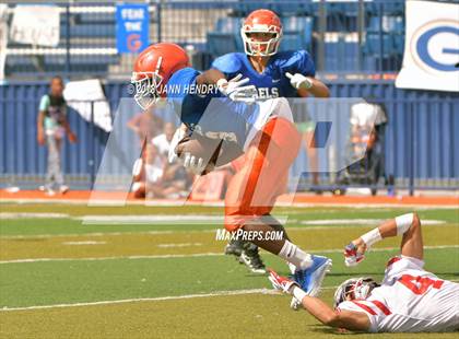 Thumbnail 2 in FR: Mater Dei @ Bishop Gorman photogallery.