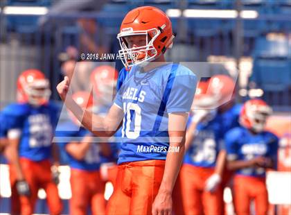 Thumbnail 1 in FR: Mater Dei @ Bishop Gorman photogallery.