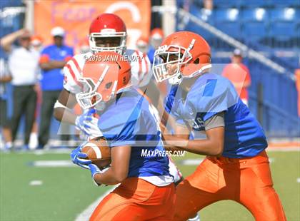 Thumbnail 3 in FR: Mater Dei @ Bishop Gorman photogallery.