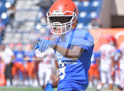 Thumbnail 3 in FR: Mater Dei @ Bishop Gorman photogallery.