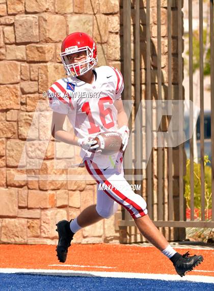 Thumbnail 3 in FR: Mater Dei @ Bishop Gorman photogallery.