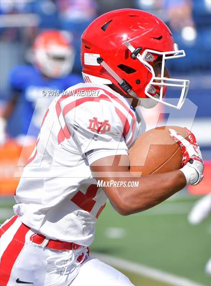Thumbnail 2 in FR: Mater Dei @ Bishop Gorman photogallery.