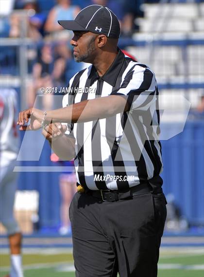 Thumbnail 3 in FR: Mater Dei @ Bishop Gorman photogallery.