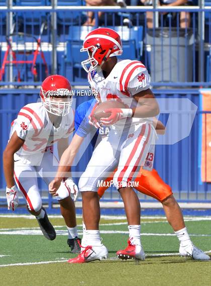 Thumbnail 1 in FR: Mater Dei @ Bishop Gorman photogallery.