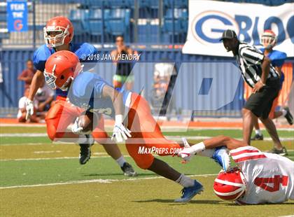Thumbnail 2 in FR: Mater Dei @ Bishop Gorman photogallery.