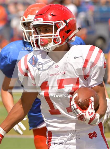 Thumbnail 1 in FR: Mater Dei @ Bishop Gorman photogallery.