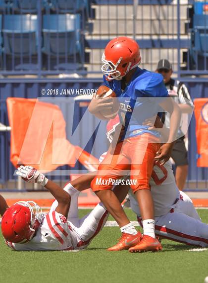Thumbnail 3 in FR: Mater Dei @ Bishop Gorman photogallery.
